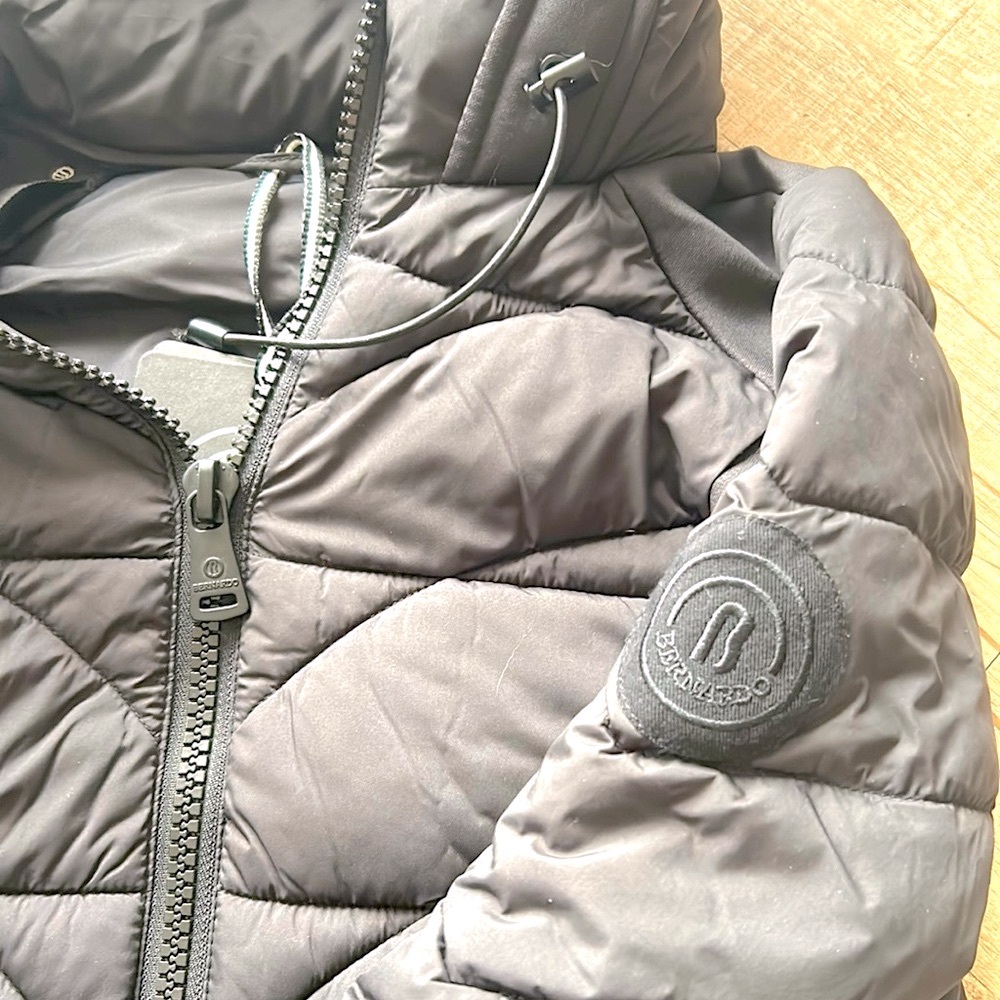 Bernardo NWT Packable EcoPlume Hooded Walker Coat, XS - Picture 4 of 11